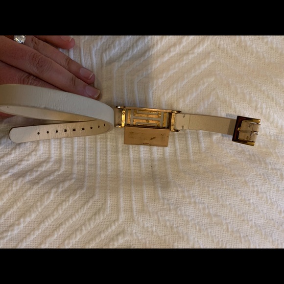 Tory Burch Fitbit holder - Picture 7 of 7